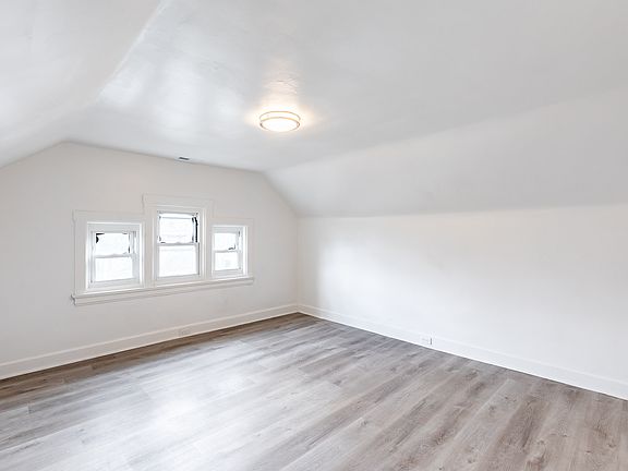5th image of 816 Cleveland Ave #3