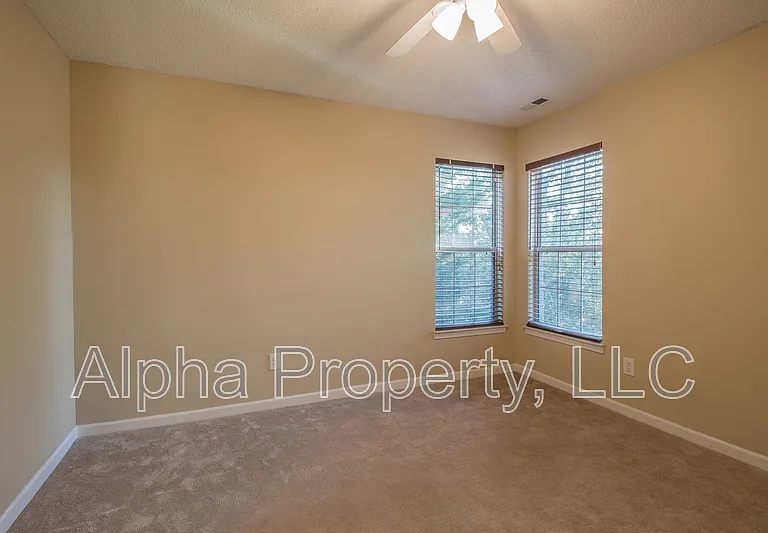 18 Crossvine Way — Photo 12