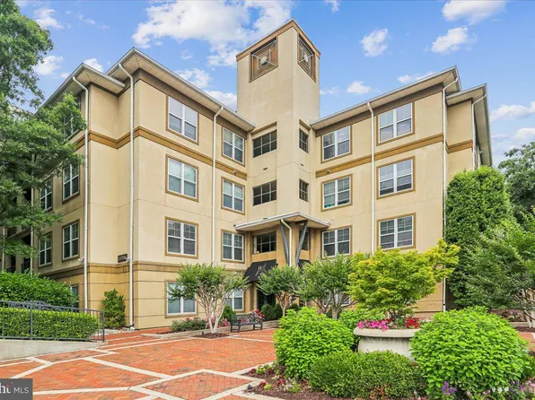 11750 Old Georgetown Rd APT 2136, North Bethesda, MD 20852