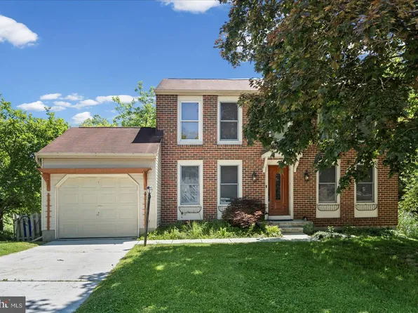 2 Topwood Ct, Parkville, MD 21234