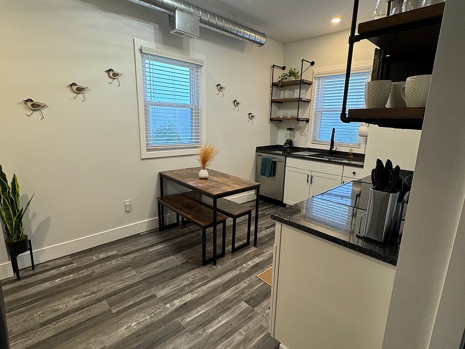 Furnished Kitchen