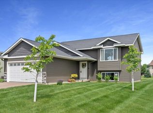 1272 Pheasant Run, New Richmond, WI 54017