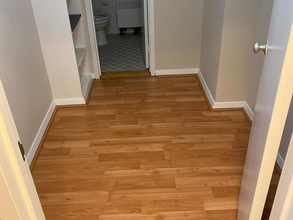 2nd image of 1711 Massachusetts Ave NW Floor 4