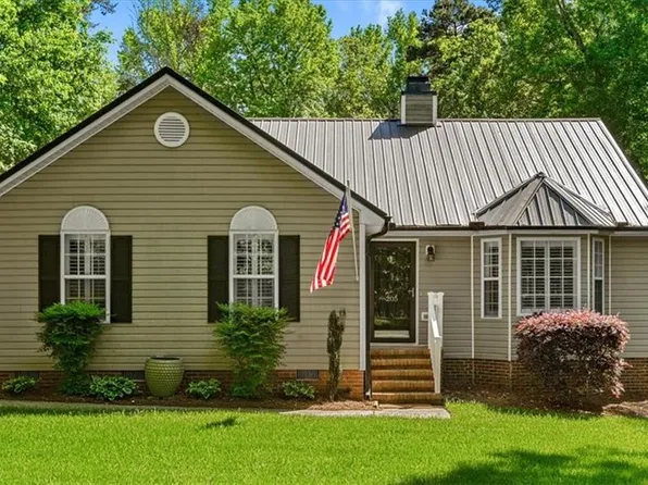 205 Prima Dr, Greensboro, NC 27455
