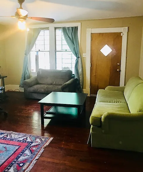 1032 Curran St NW — Photo 9