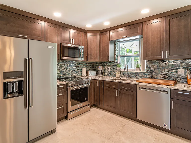 3576 Pandora Ave — Photo 30