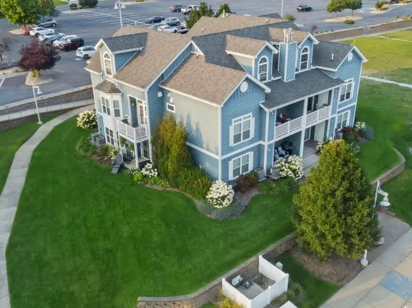 6009 S Dune Harbor Dr #102, Portage, IN 46368