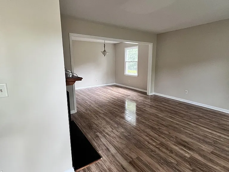 8326 Summerglen Cir — Photo 1