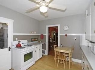 210 W Morse Ave, Bartlett, IL 60103