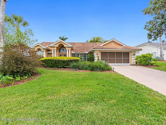 8126 Winding Oak Ln, Spring Hill, FL 34606 | MLS #2237508 | Zillow