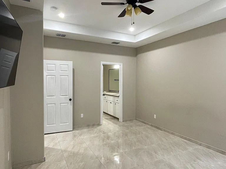 Fairway Dr — Photo 9