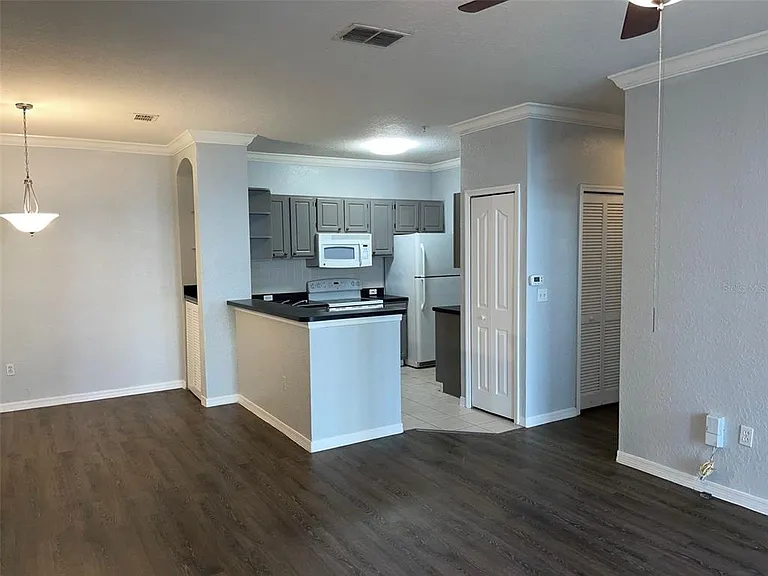 2537 Maitland Crossing Way #12101 — Photo 10