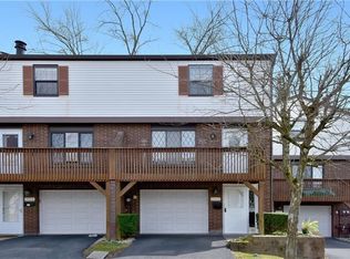 903 Camelot Dr, Pittsburgh, PA 15237