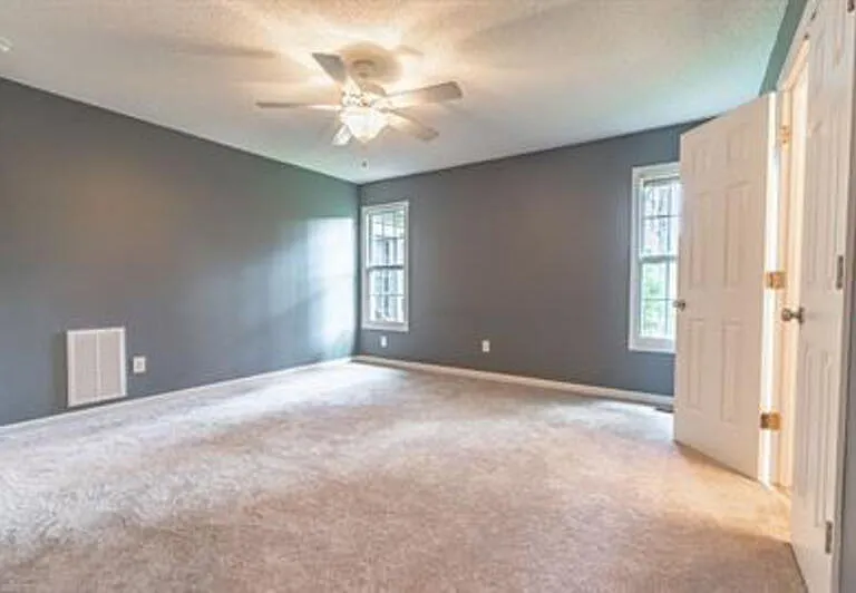 428 Green Links Dr — Photo 23