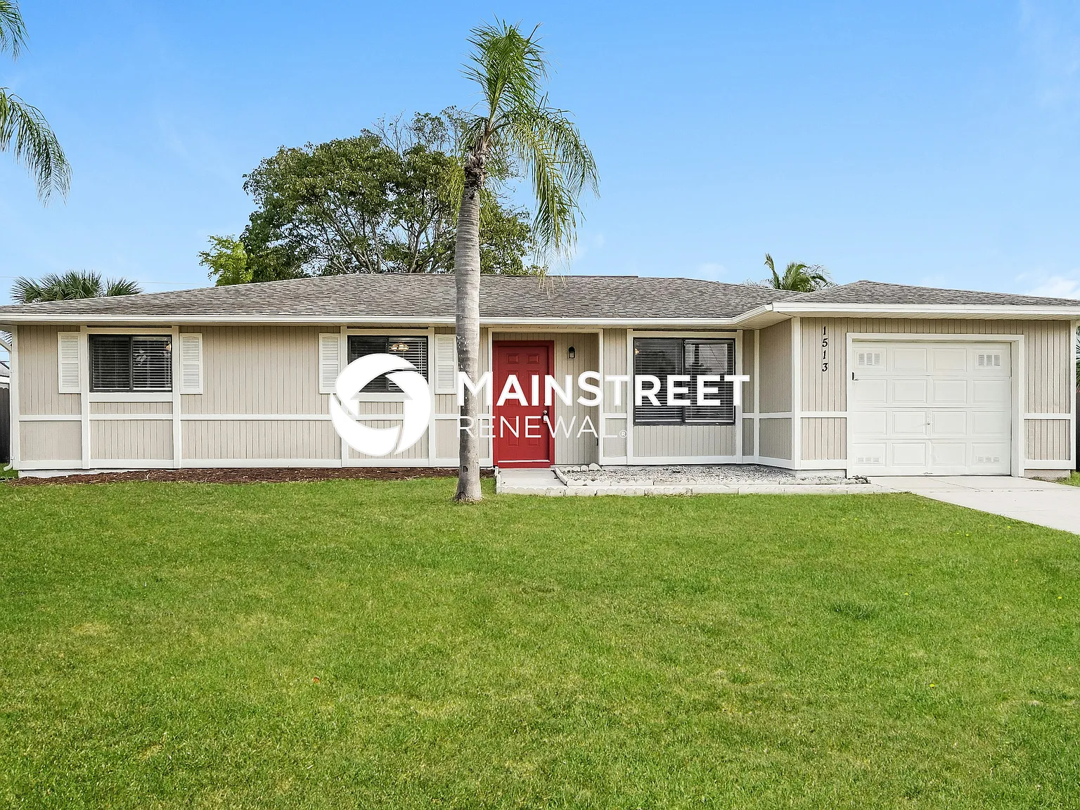 1513 N E Van Loon Ln — Photo 1