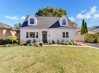 765 S Spring Rd, Elmhurst, IL 60126