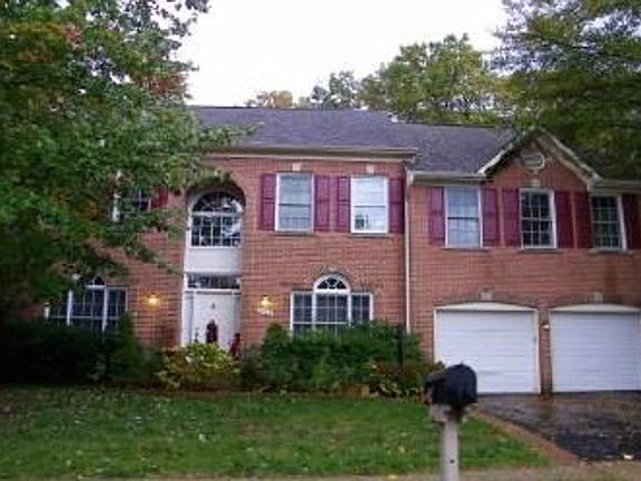 4th image of 8509 Newtowne Ct