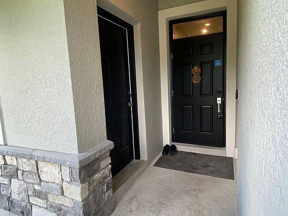 4th image of 4444 Desert Rose Ave Unit B