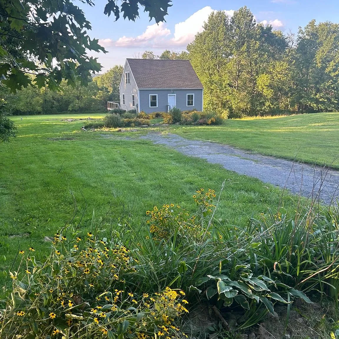3 bed, 2015 sqft, $2,800 — Photo 2