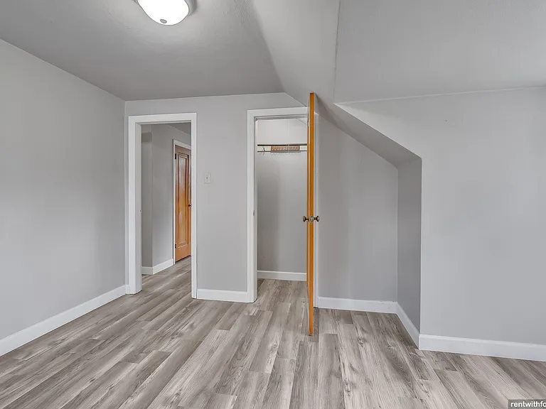 524 Harrison St — Photo 6