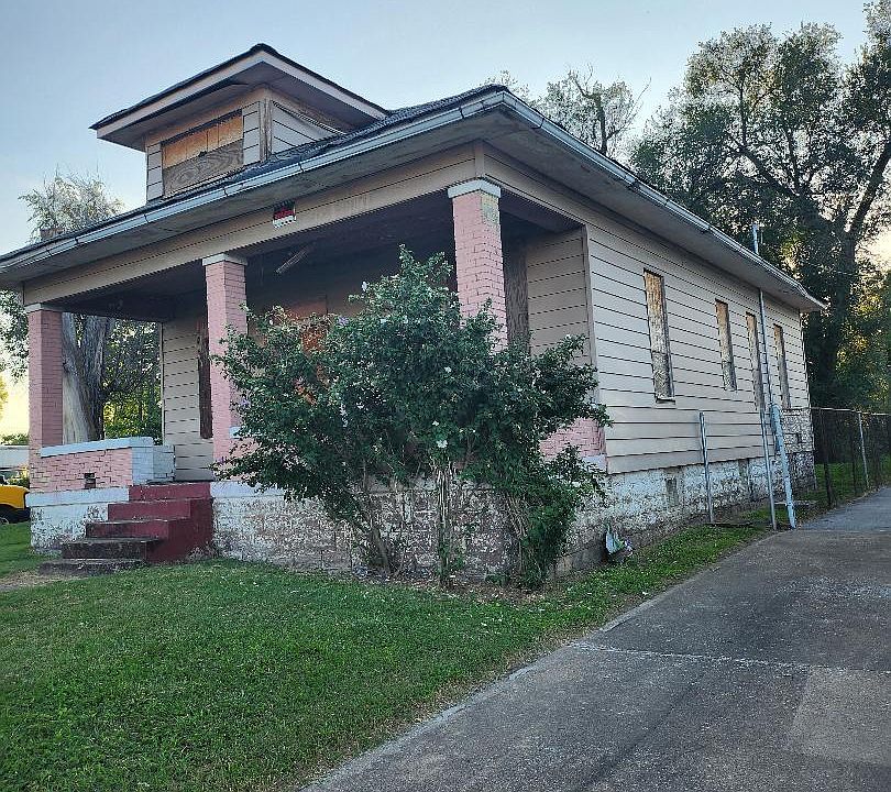 613 N 38th St, East Saint Louis, IL 62205 Zillow