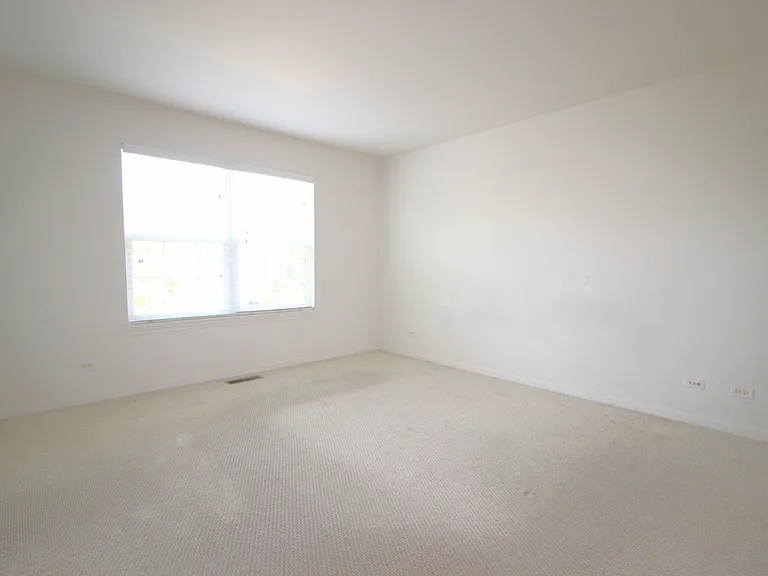 365 Bradbury Ln — Photo 13