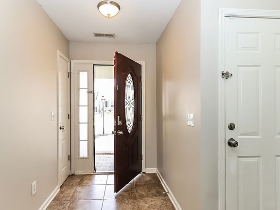 4th image of 5204 Mount Hope Dr