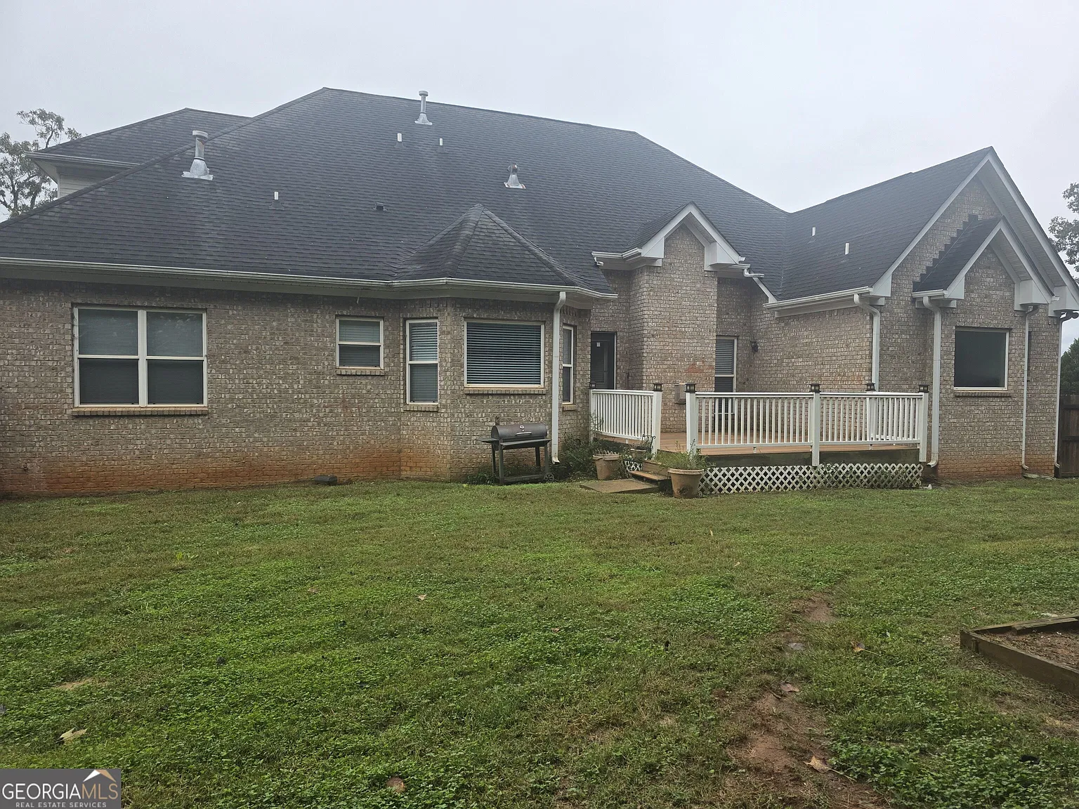 5 bed, 3.5 bath, 3517 sqft, $3,400 — Photo 4