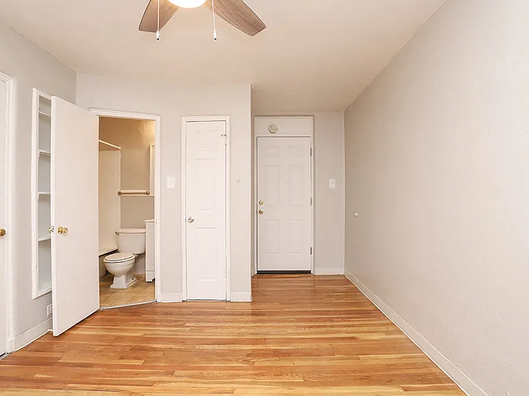 Palisade Apartments — Photo 35
