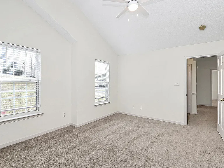 5923 Running Deer Rd — Photo 5
