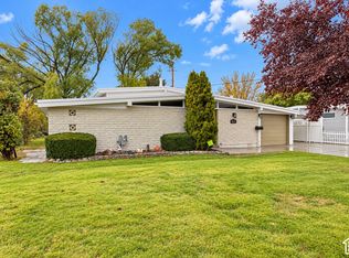 1647 W Lovely Rd, Taylorsville, UT 84123