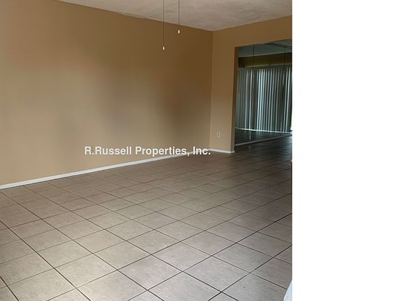2nd image of 607 Casa Park North Ct