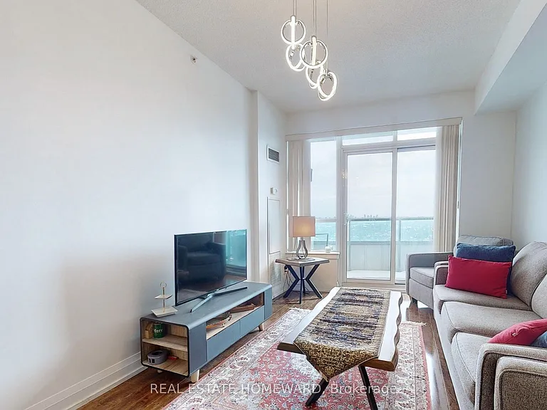 7161 Yonge St #2430 — Photo 9
