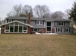 49 Seminole Rd, Watertown, CT 06795