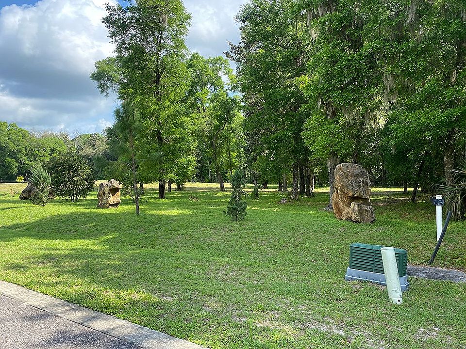 2nd image of 16 Secretariat Ln