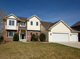 10329 Yates Dr N, Brooklyn Park, MN 55443