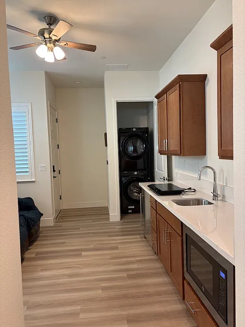 1 bed, 600 sqft, $1,575 — Photo 2