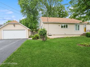 27851 W Grass Lake Rd, Antioch, IL