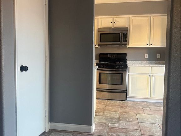 5th image of 736 Spotted Eagle St