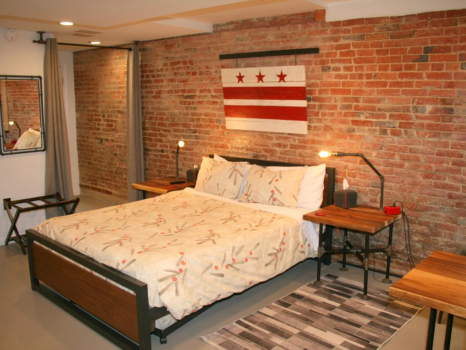 Studio, 500 sqft, $2,150 — Photo 2