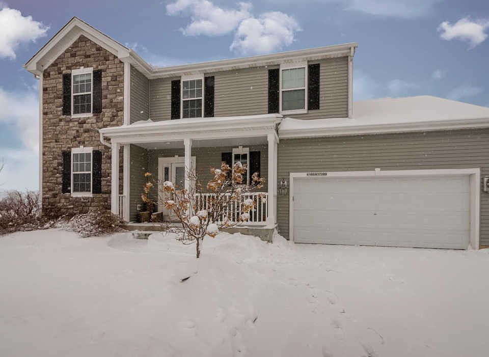 1st image of W195N17289 English Oaks Dr
