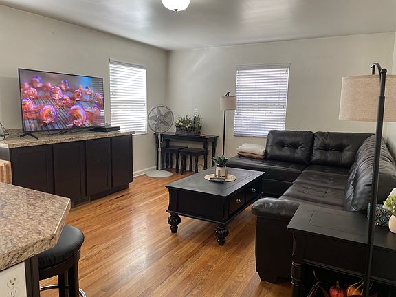 3rd image of 450 E 100 S APT 39