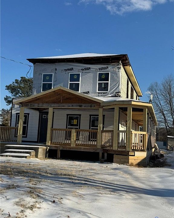1st image of 3702 Woodlawn St