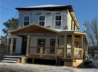 3702 Woodlawn St, Hopewell, VA 23860