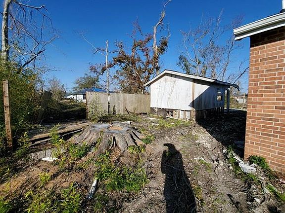 3rd image of 2227 Mill St