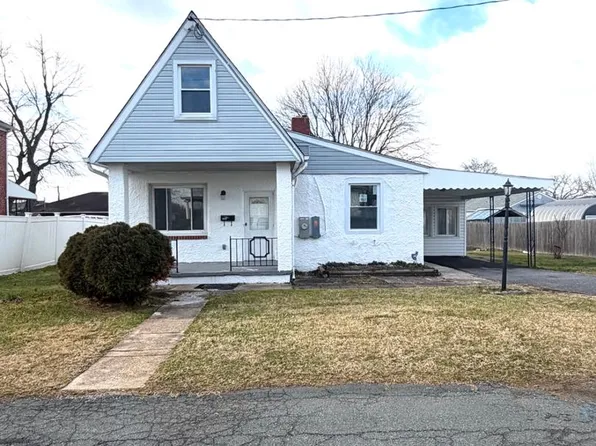 8323 Bear Creek Dr, Baltimore, MD 21222