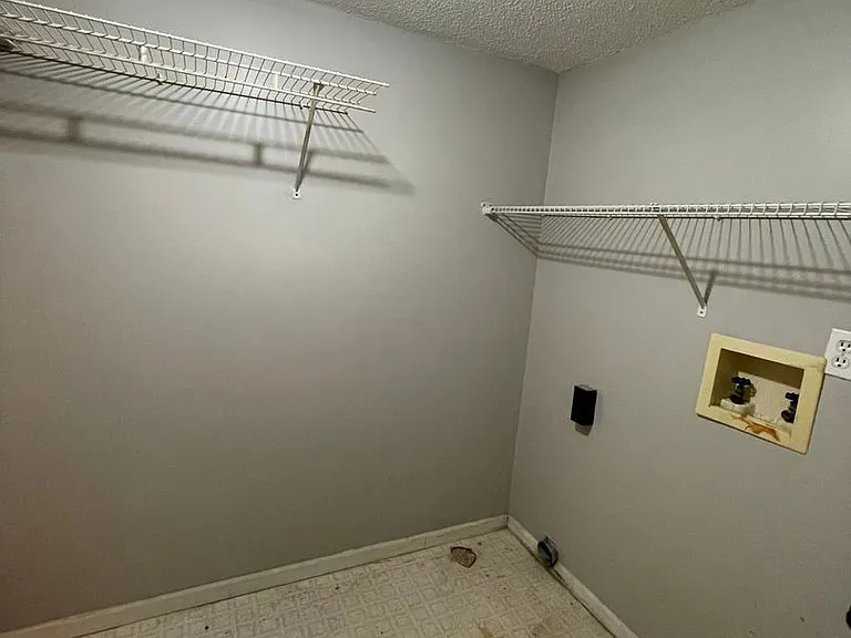 2304-2306 Parks Edge Pl — Photo 10