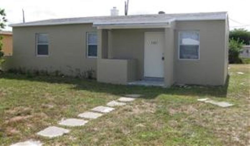 1st image of 1151 NW 17th Ave