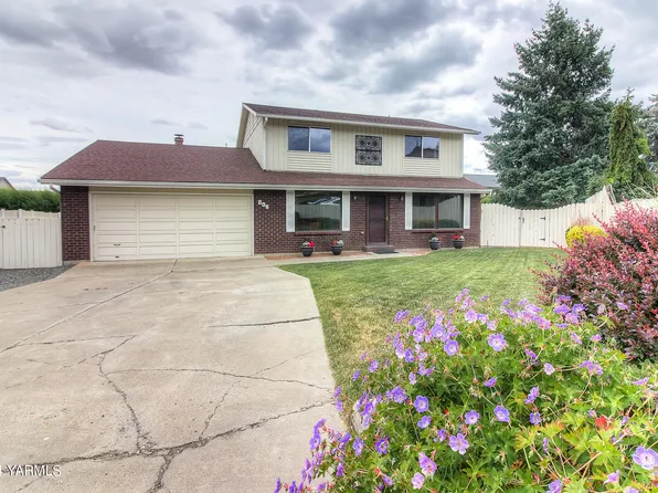806 S 69th Ave, Yakima, WA 98908