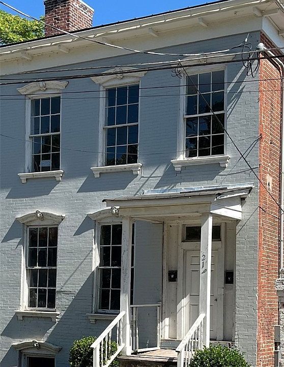 1st image of 219 Henry St